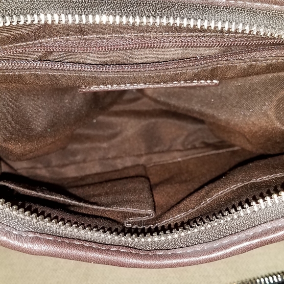 Coach purse. - Picture 5 of 5